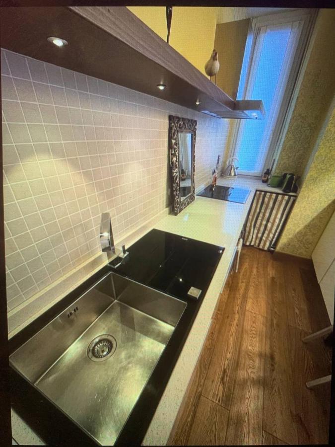 شقة S.Ambrogio/Duomo •Jacuzzi • Luxury •Design ميلان المظهر الخارجي الصورة